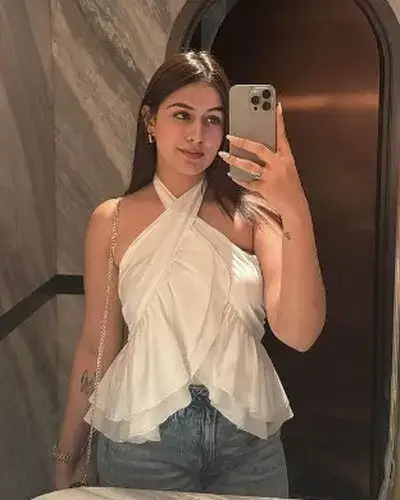Escorts In Eloor